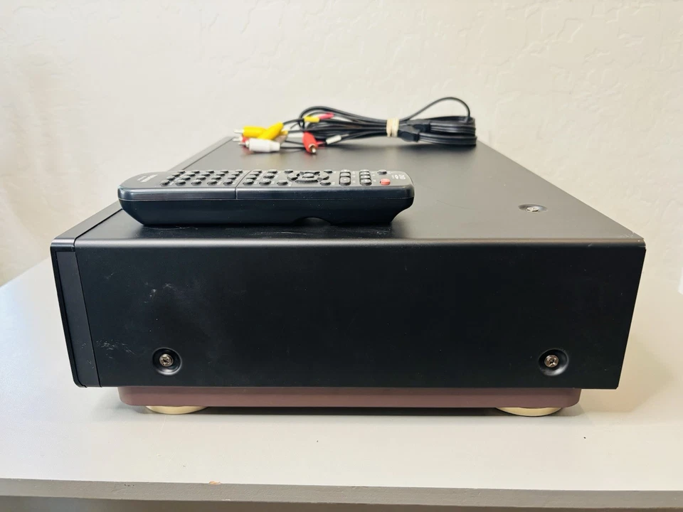 Toshiba SD-9200N Audiophile DVD-Audio Player W OEM Remote - Works Great - - Image 3 of 4