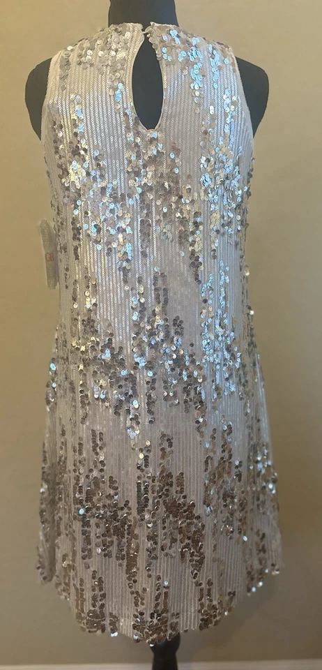 GB 女式无袖亮片换装连衣裙 S 码全新带标签香槟派对俱乐部 Swifties — 第 2/4 张图片