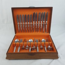 43 Piece Stainless Steel Cutlery Set Bennett & Heron Ltd in Wooden Display Box