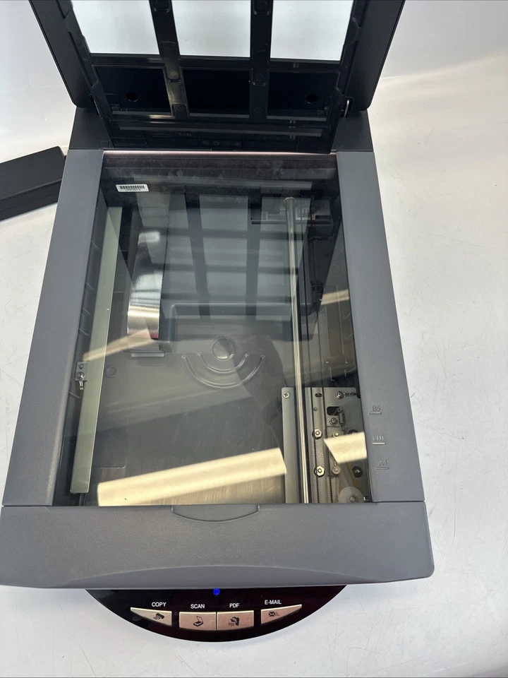 Canon CanoScan 9950F Flatbed Scanner w/Film Guide & Power Adapter & USB Cable - Image 4 of 4