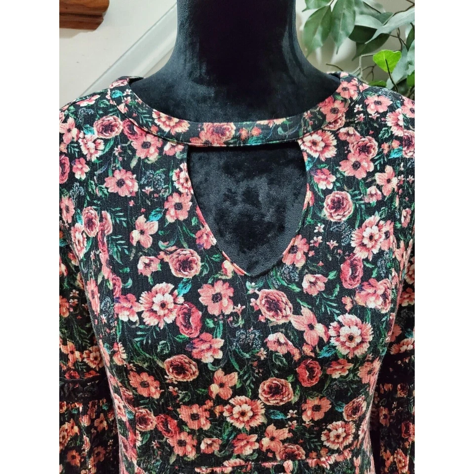 Vestido Nina Leonard Mujer Negro Floral Rayón Cuello Redondo Manga Larga Hasta la Rodilla S Foto 2 de 4