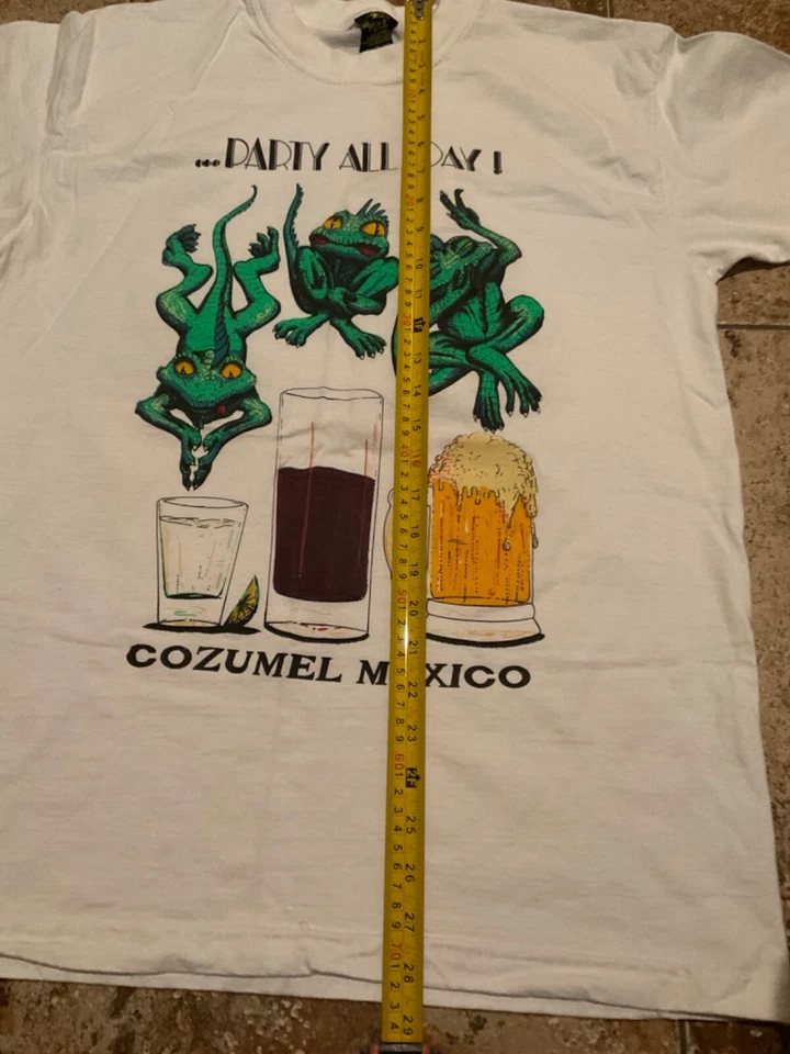 CAMISETA COZUMEL MEXICO FIESTA LAGARTO GRÁFICA (HOMBRE L) BLANCA USADA Foto 4 de 4