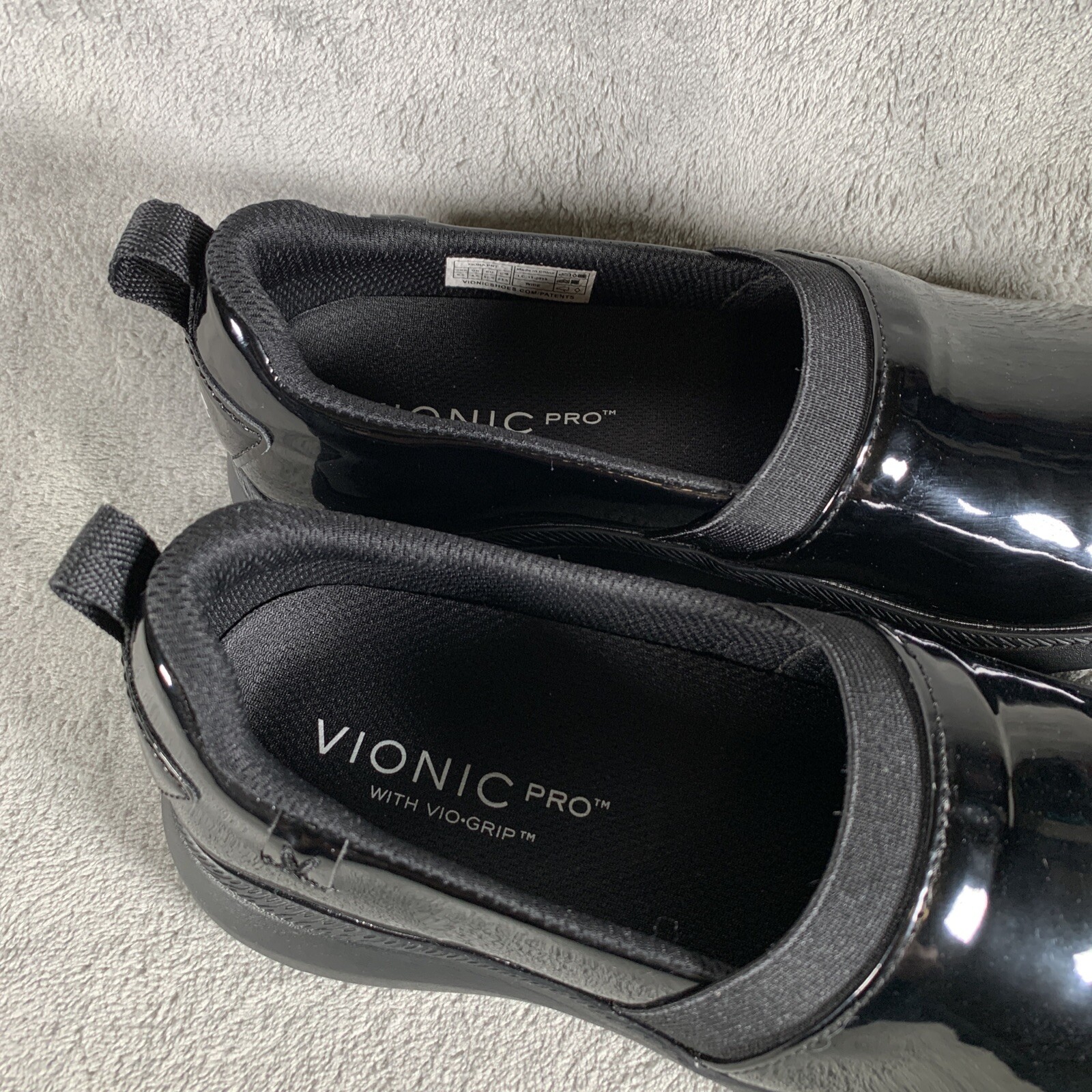 vionic fiona pro slip on