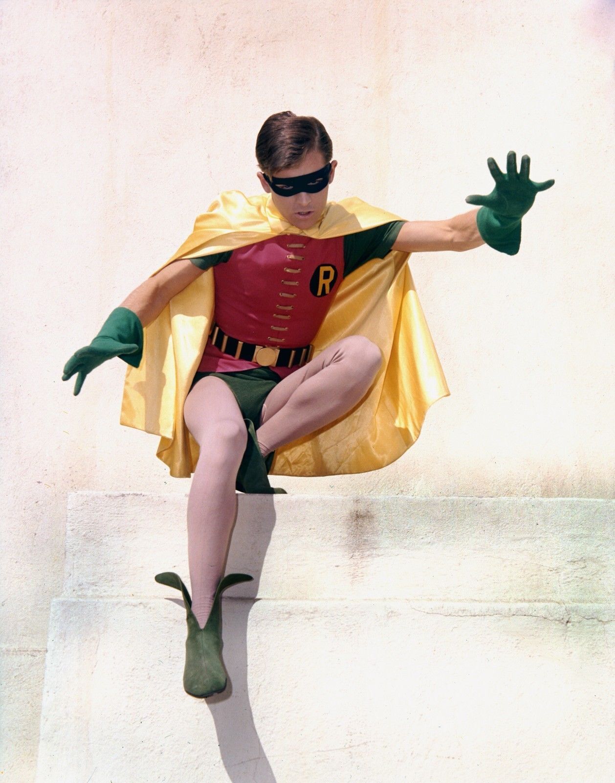 Robin Batman Tv Series  8x10 Picture Celebrity Print