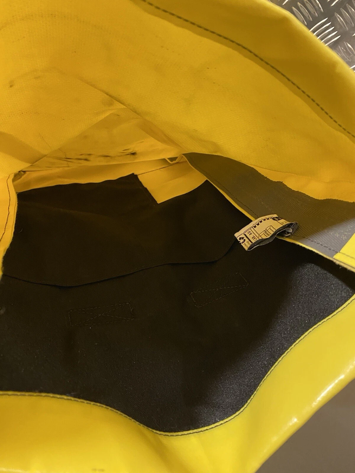 Freitag Kowalski F253 Yellow Truck Tarp Recycled Bag Brand New With Tags 9