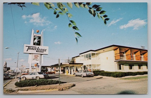 Roadside~Terre Haute Travelodge & Black Angus Restaurant~Vintage Postcard