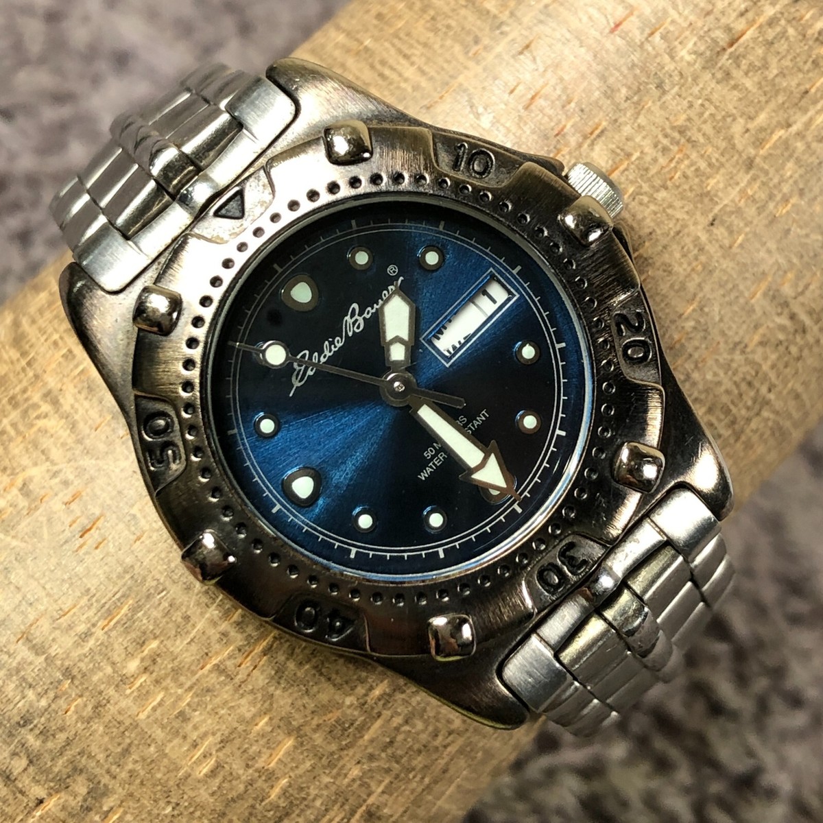 Eddie Bauer Women 3759 Fashion Day Date Silver Tome Quartz 27mm