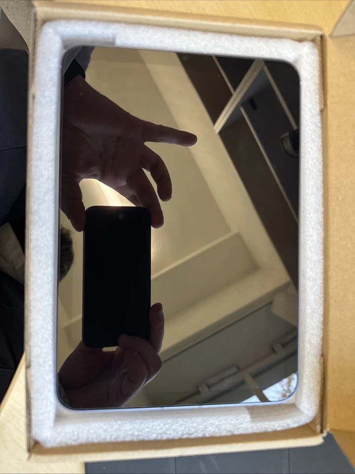 Apple iPad mini 6. Gen 64GB, Wi-Fi + 5G (Ohne Simlock), 8,3 Zoll - Violett