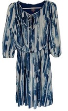 Vince Camuto Blouson Dress Size 6 Blue White Printed 3/4Sleeve Tie Keyhole Neck