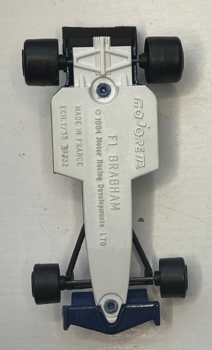 Foto 17 di 17