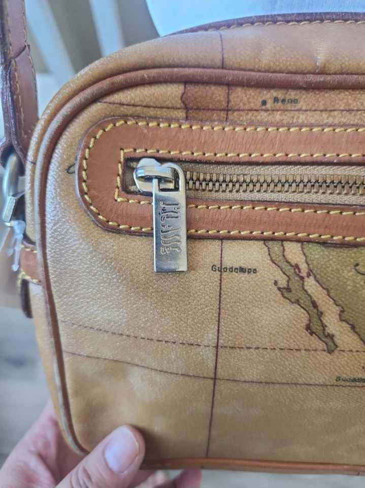 ALVIERO MARTINI 1' CLASSE Women Geographic Crossbody Bag Style 00956831 - Image 4 of 4