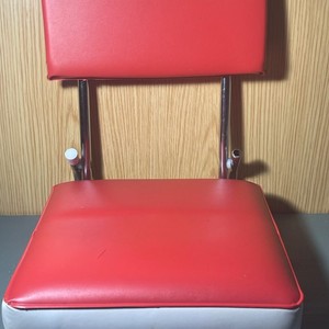 Vintage Folding Stadium Bleacher/Boat Padded Seat Chair Red White Carry Handle
