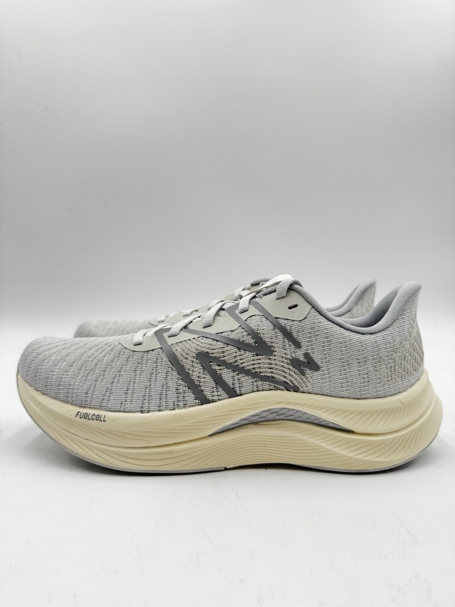 New Balance Women's FuelCell Propel v4 Size 9.5 Grey/Yellow