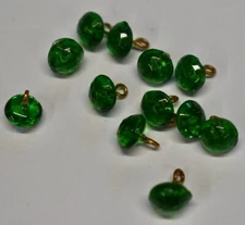 VINTAGE 12 FACETED GREEN GLASS ROUND BUTTON • 8.2mm • BRASS SHANK