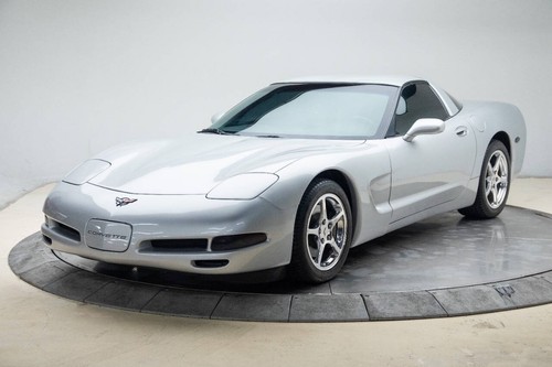 2001 Chevrolet Corvette Base 2dr Coupe