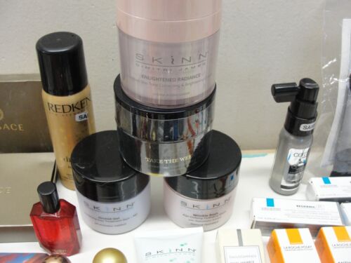 LOT 130 ASSORTED PERFUMES MAKE-UP SAMPLES GUGGI PRADA SMASH BOX VICHY VERSACE - Picture 17 of 23