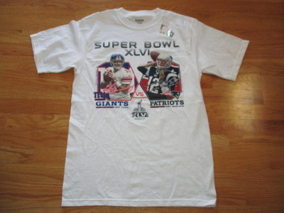 Super Bowl XLVI ELI MANNING vs TOM BRADY (MED) T-Shirt NY GIANTS v PATRIOTS  Holo