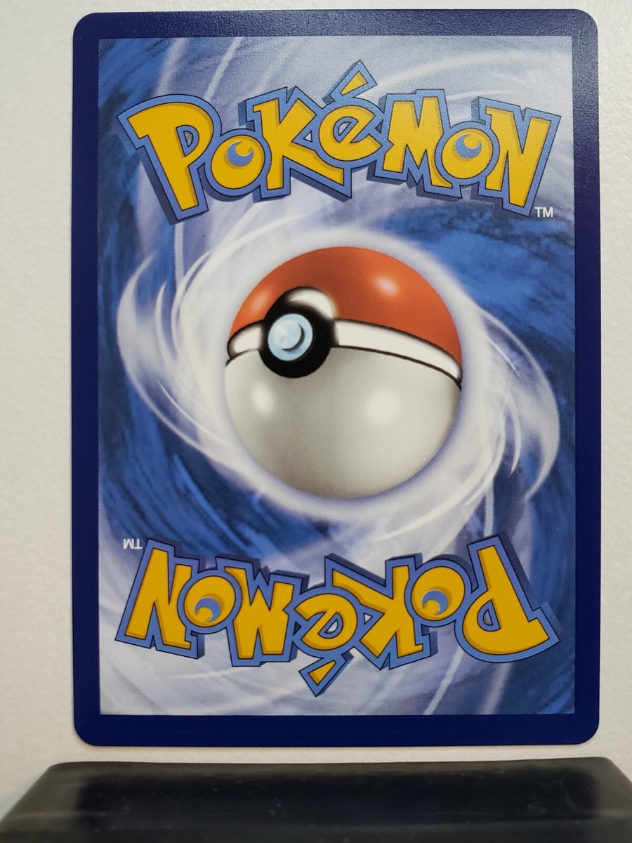 Pikachu 049/203 NM Evolving Skies Pokemon Card $2 Combined