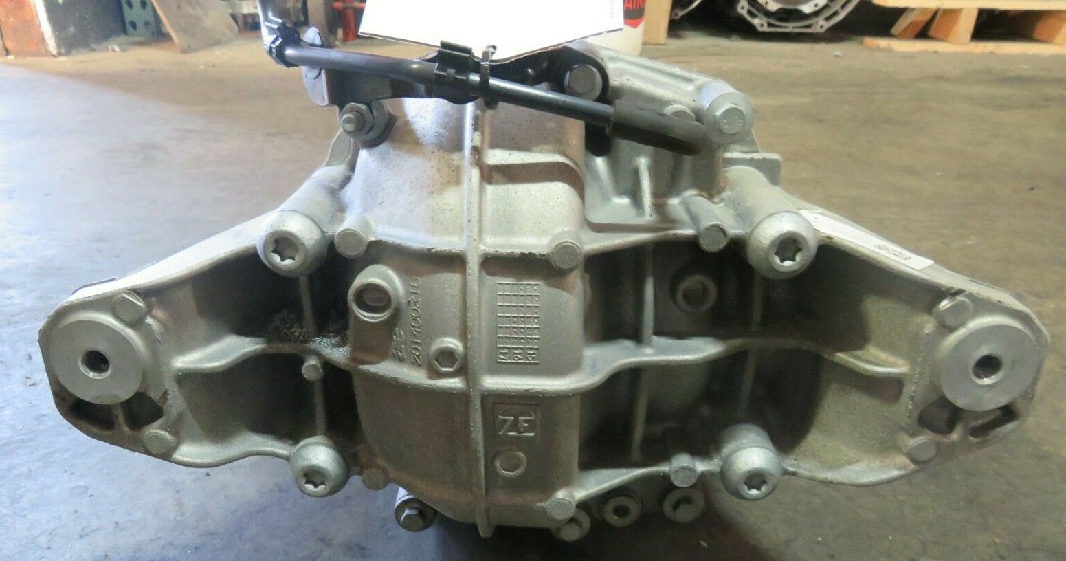 Maserati Levante, Rear Carrier Assembly, Used, P/N 670037685