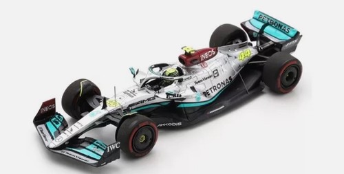Spark S8515 Mercedes-AMG F1 W13 3rd Bahrain GP 2022 - Lewis Hamilton 1/43 Scale - Picture 2 of 3