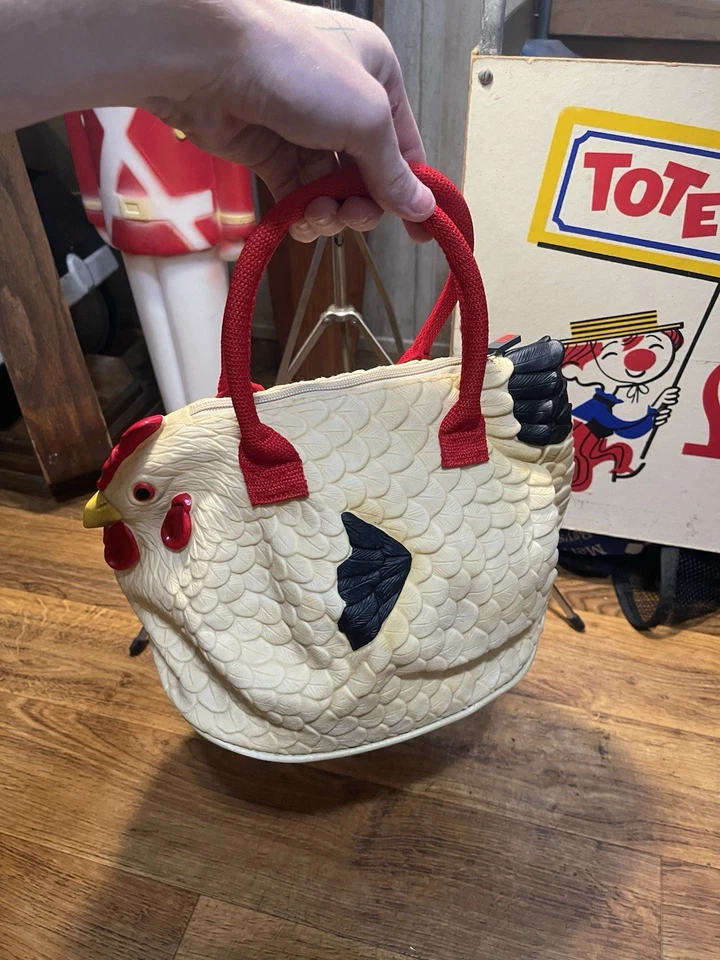 RUBBER CHICKEN THE HEN HANDBAG CHIQ NOVELTY PURSE TOTE FUNNY GIFT UNIQUE ANIMAL - Image 2 of 4