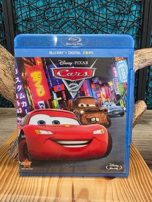 Cars 2 Two-Disc Blu-Ray / DIGITAL Combo 2011 DISNEY PIXAR LARRY THE CABLE GUY