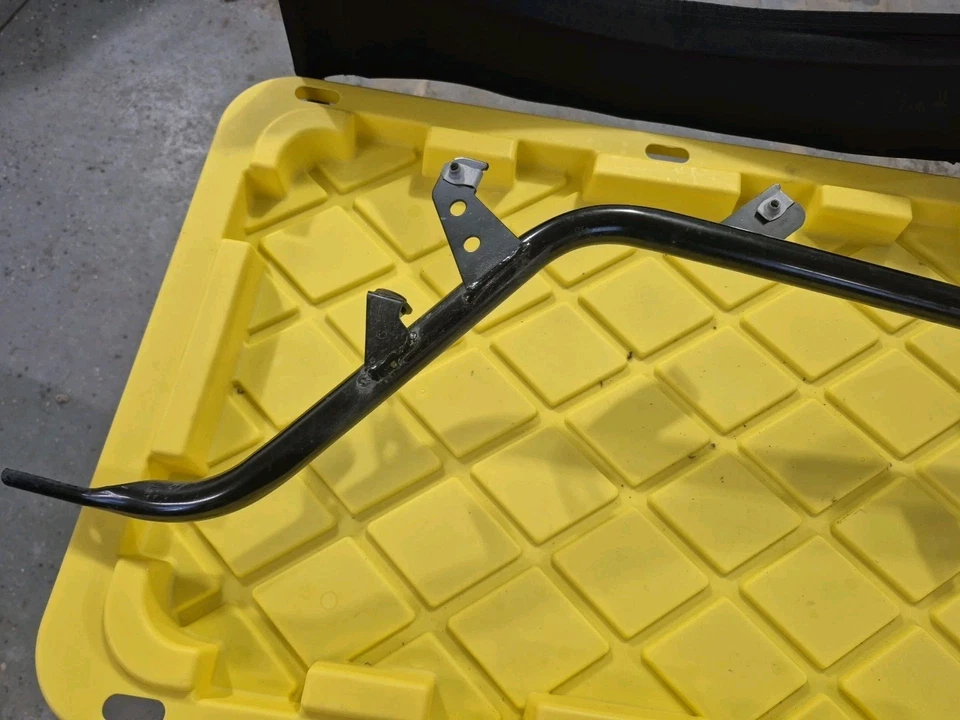 Can-Am Spyder RT-S Roadster SM5 2012 LH cuadro soporte lateral 705202817 Foto 2 de 4