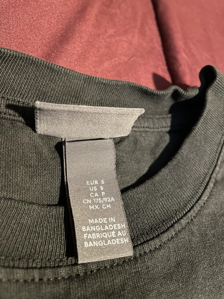 Camiseta IRON MAIDEN Live After Death Pequeña H&M 2025 Talla Grande Metal Rock Tee Foto 4 de 4