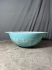 Vintage Pyrex Amish Butterprint Cinderella Mixing Bowl 444 4 quart Blue White