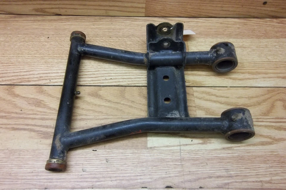 Brazo inferior derecho Polaris Explorer 500 #41B194 Foto 2 de 2