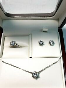 The Danbury Mint Diamonisse Signature Jewelry Set Ring Earrings Necklace