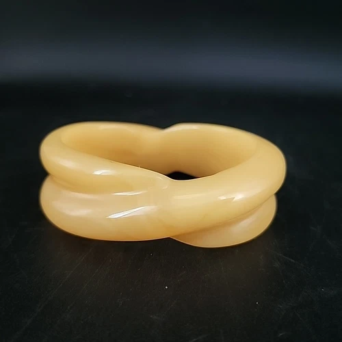 Vintage Bakelite Bracelet Chunky Light Peach Color Molded Bangle Fashion Jewelry