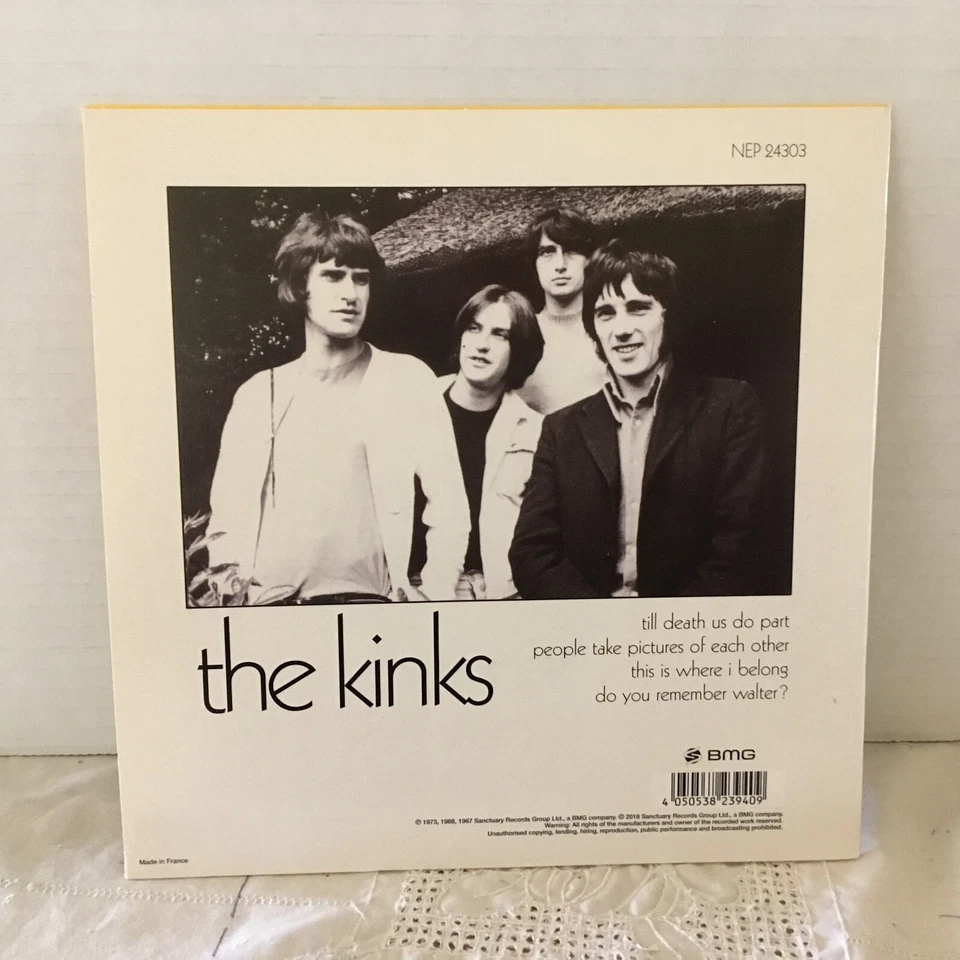 THE KINKS  45 EP , THE KINKS   ( FRENCH ) - Image 2 of 4