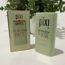Pixi By Petra On The Glow Base - TAN - 0.6oz/19g