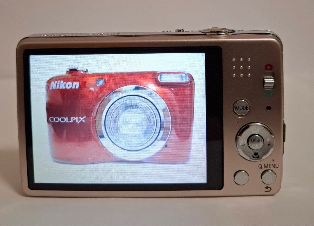 Panasonic LUMIX DMC-FH8 Pink Gold Digital Camera MINT English not