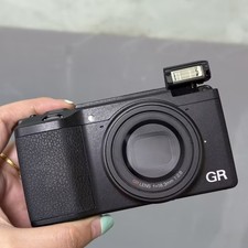 RICOH GR ii 16.2MP DIGITAL COMPACT Camera Wi-Fi English Language