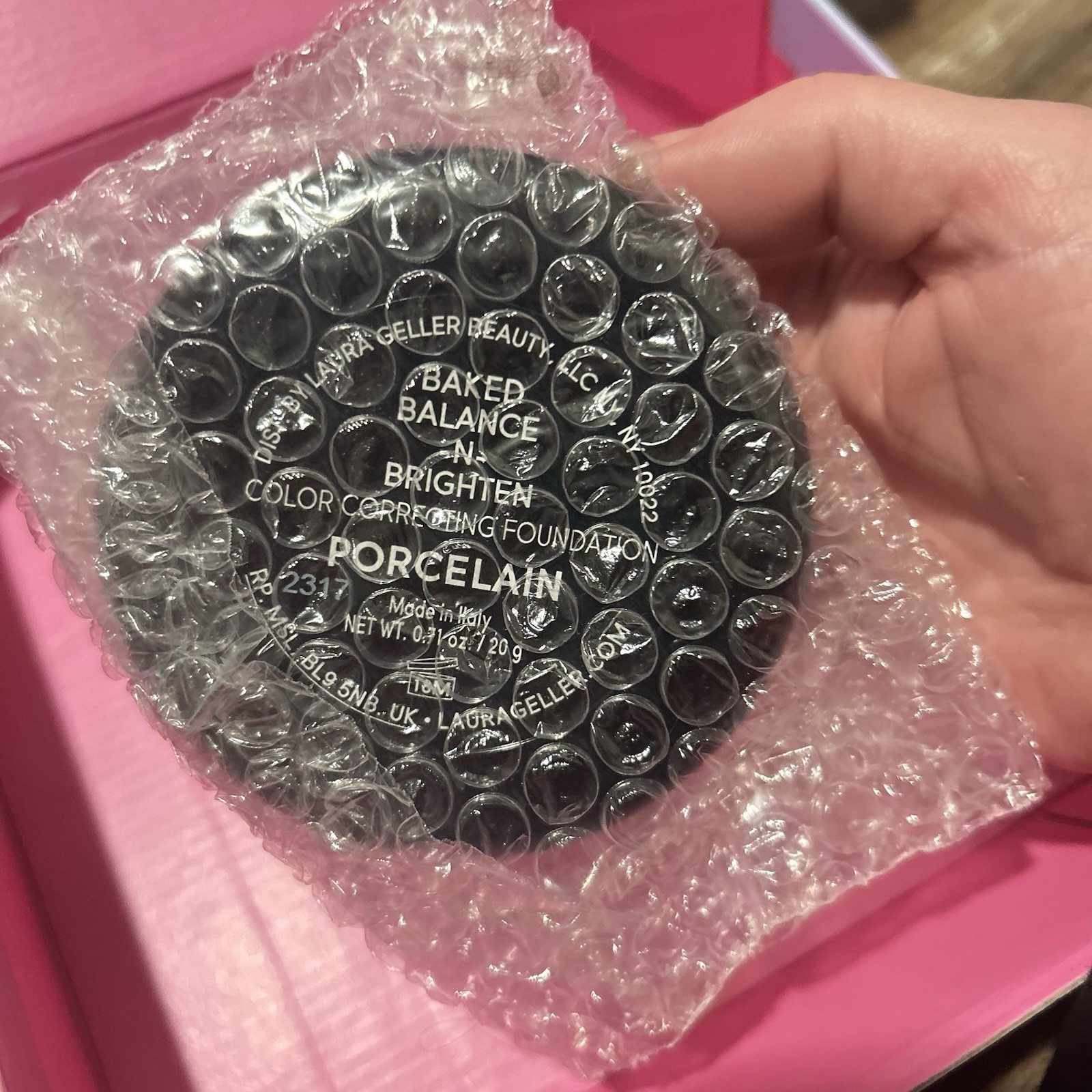 Laura Geller Baked Balance n Brighten foundation PORCELAIN JUMBO SIZE thumbnail 10