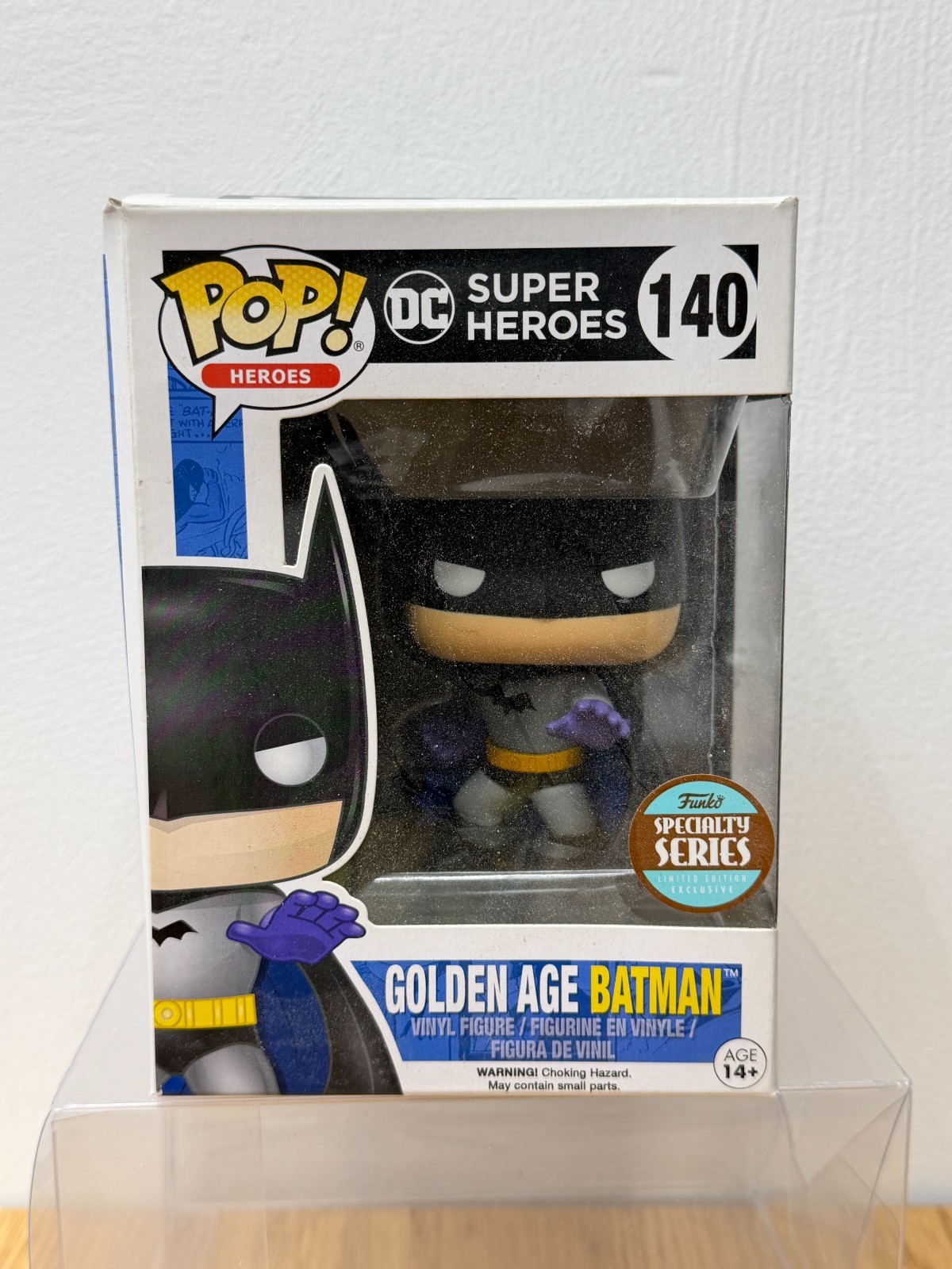 Funko Pop! Dc Universe - Golden Age Batman - Funko Shop Ex #140 + Free Protector