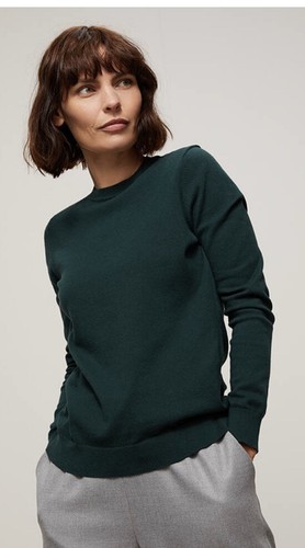Round Neck Size 10 Ladies Jumper 