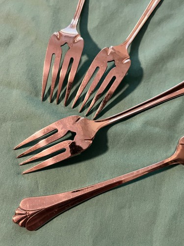 FLATWARE ~ ONEIDA " ROYAL FLUTE " ~18pcs Fork Knife Spoon - Picture 13 of 22