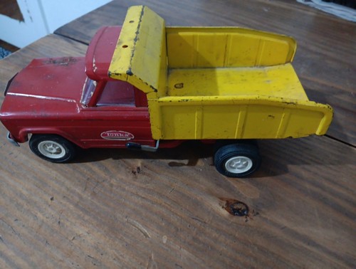 Tonka Jeep Oldtimer Pressstahl rot und gelb Muldenkipper