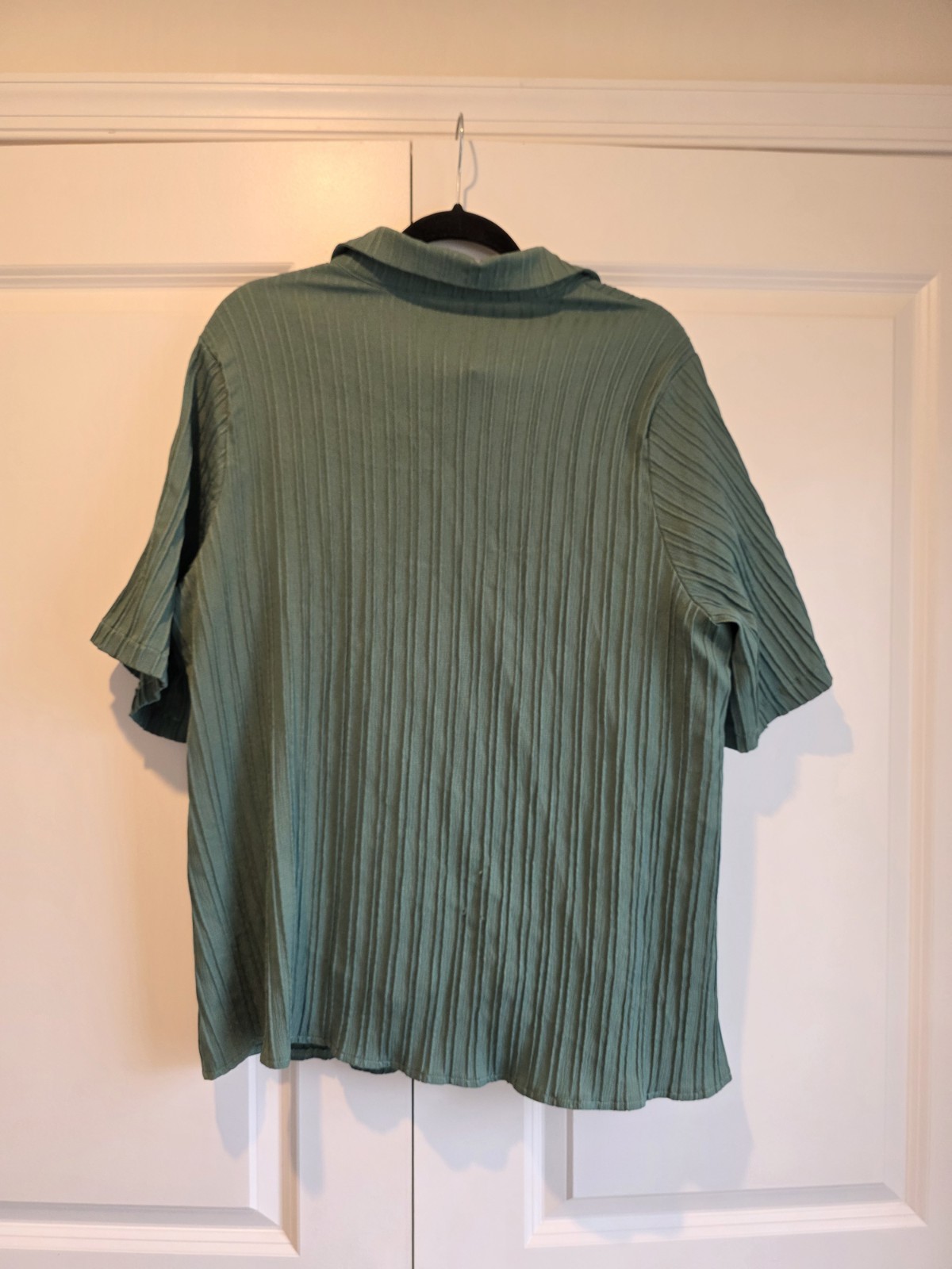 SHEIN LUNE Plus Solid Button Front Shirt & Shorts… - image 8