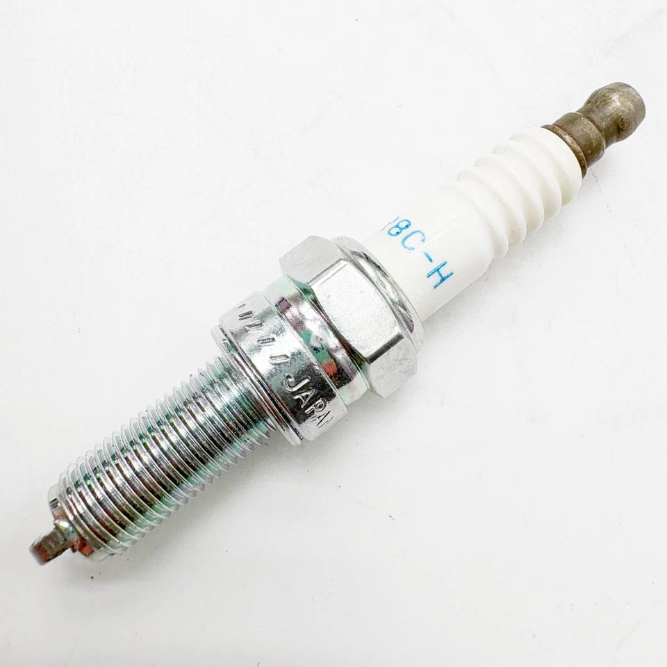 8pcs New Spark Plugs for Maserati Quattroporte GranTurismo GC 239242 - Image 2 of 4