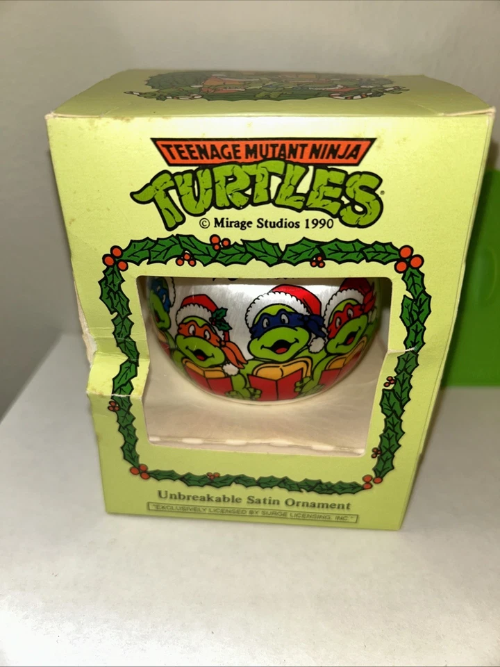 Cortadores de galletas Wilton Teenage Mutant Ninja Turtles de colección 1990 con adorno colgante Foto 3 de 4