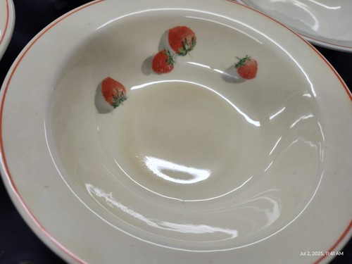Vintage Cavitt-Shaw W.S. George - Strawberry Shortcake Pattern Bowls Set of 5 - Picture 8 of 8