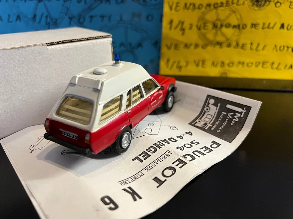 1/43 MVI Peugeot 504 sureleve Dangel 4x4 Ambulance Pompiers Pas de Calais FIRE - Immagine 2 di 2