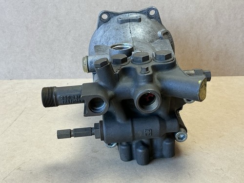 Karcher Pressure Washer Pump FOR PARTS OR REPAIR - Picture 3 of 7