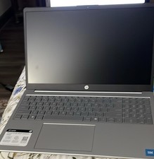 HP 15-dy2091wm 15.6" (256GB, Intel Core i3 11th Gen., 4.10GHz, 8GB) Laptop -...