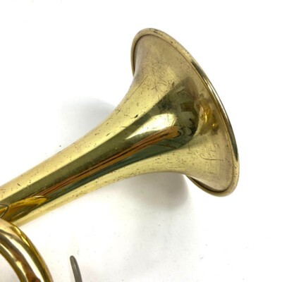 Yamaha YTR-235 Bb Trumpet Student Model Beginner Brass Instrument