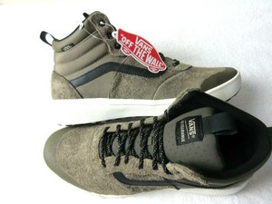 vans ultrarange hi cub marshmallow